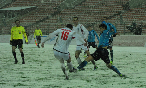 ЧБ-2012. Минск - Динамо Минск - 0:0. Футбол в снегу