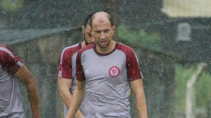 Ренан Брессан в "Эрсилио Лус"