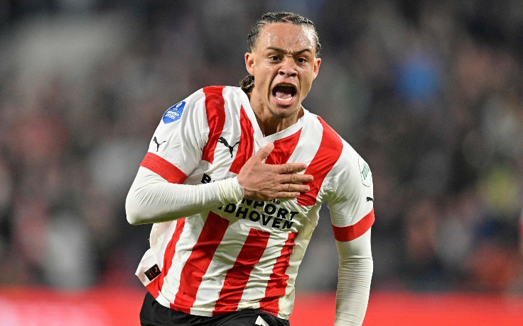 Хави Симонс