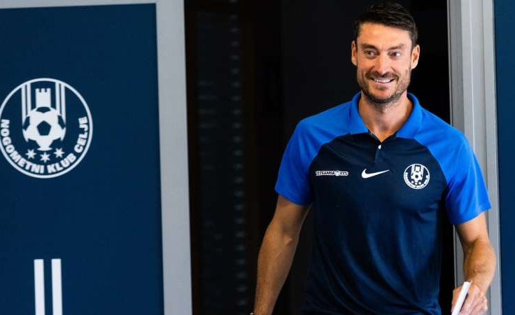 Альберт Риера