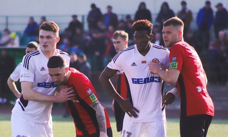 "Нафтан" громит, в РПЛ появляется еще один-тренер белорус, Кудравец переходит, но остается и продолжение 18-го тура. Что было вчера и что будет сегодня