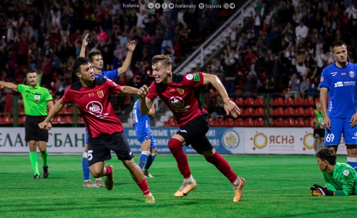 Почти как во времена Василюка и Стрипейкиса. "Славия" после победы над "Ислочью" вышла на третье место