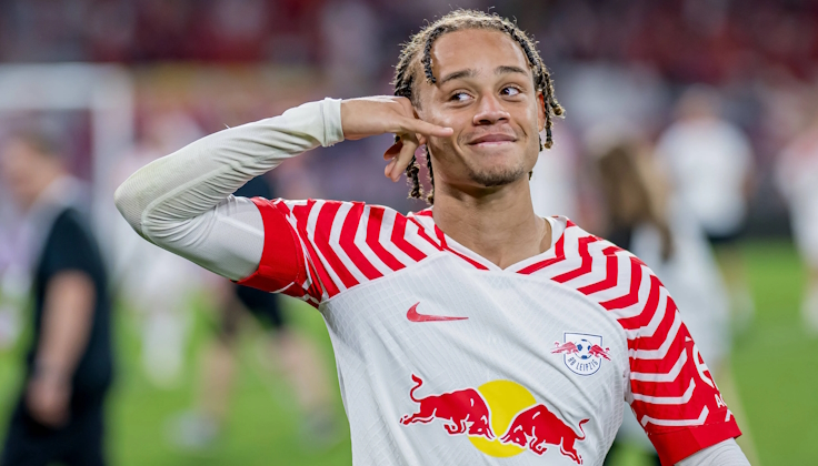 Хави Симонс