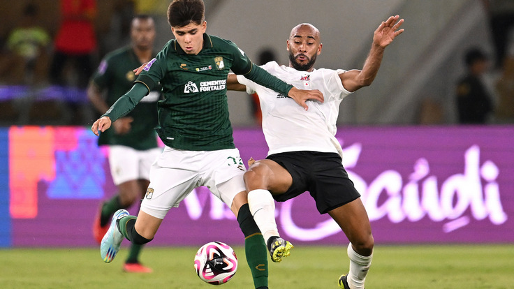 Урава - Леон