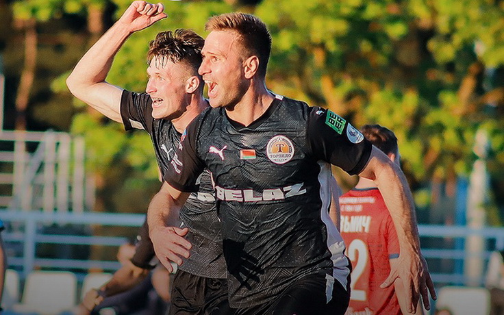 Максим Мякиш и Максим Скавыш. Фото ФК "Торпедо-БелАЗ"