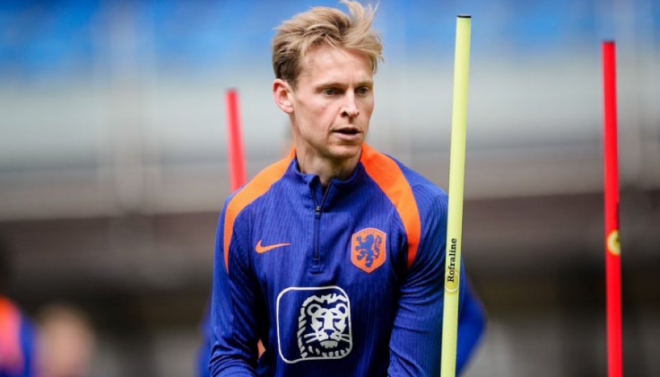 Роналд Куман: "Сегодня де Йонг провел свою первую полноценную тренировку"