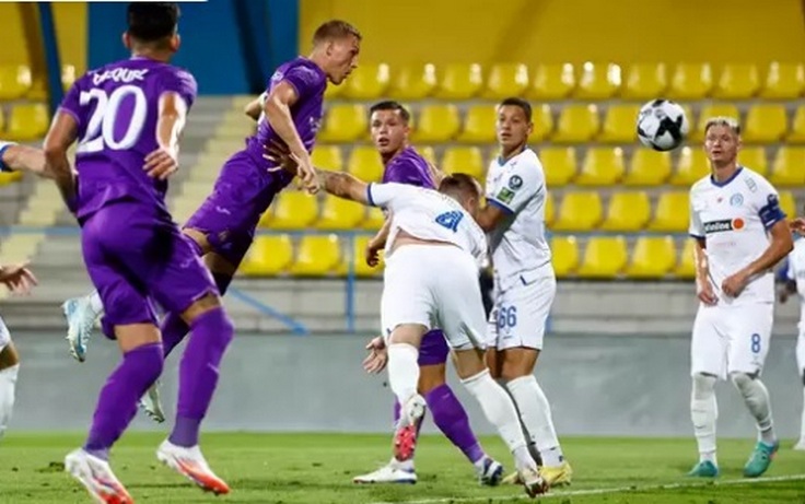 Лига Европы-2024/25. Раунд плей-офф. Динамо Мн - Андерлехт. Людвиг Аугустинссон. Фото hln,be