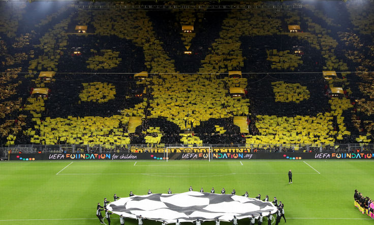 Желтая стена на стадионе "Боруссии" (Дортмунд)