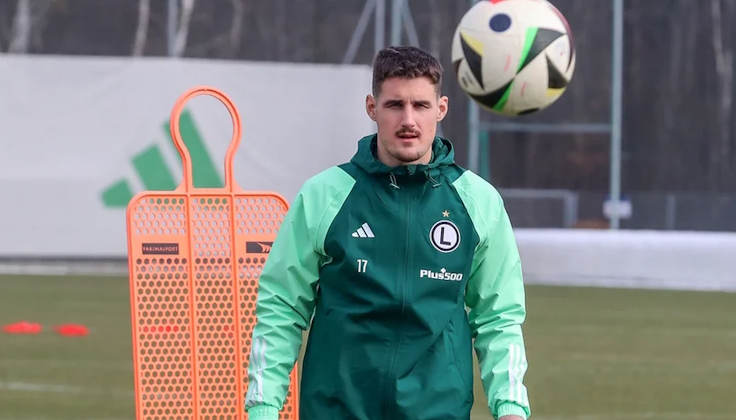 Илья Шкурин. Фото ФК "Легия"