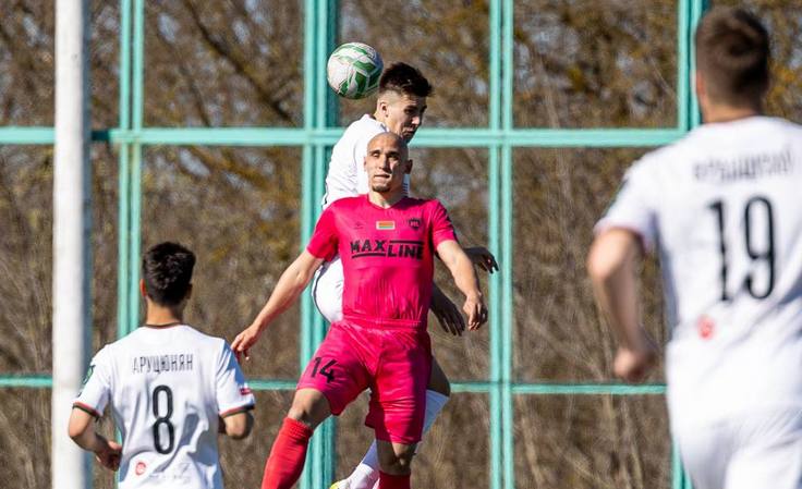 ЧБ-2025. 2-й тур. МЛ Витебск - Арсенал - 2:2. Руслан Лисакович. Фото ФК "Арсенал"