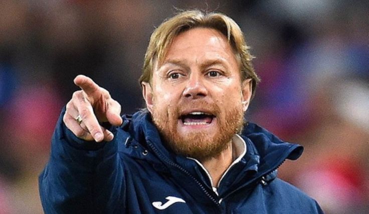 Валерий Карпин