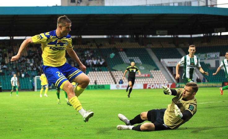 ЧБ-2025. 19-й тур. Гомель - БАТЭ - 2:3. Владислав Яцкевич и Александр Нечаев. Фото ФК "Гомель"