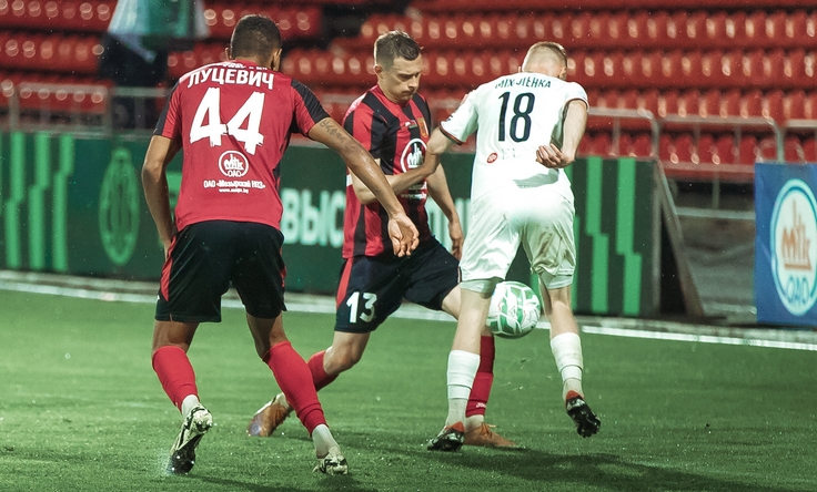 Новый контракт Павлюченко, трансферы первой лиги, бывшие "наши" в еврокубках, матчи в Борисове и Бобруйске. Что было вчера и что будет сегодня