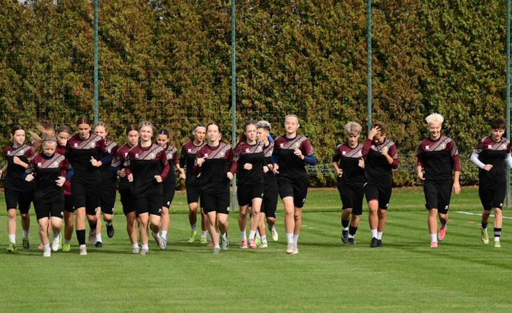 Девичья сборная Беларуси WU-17. Фото АБФФ