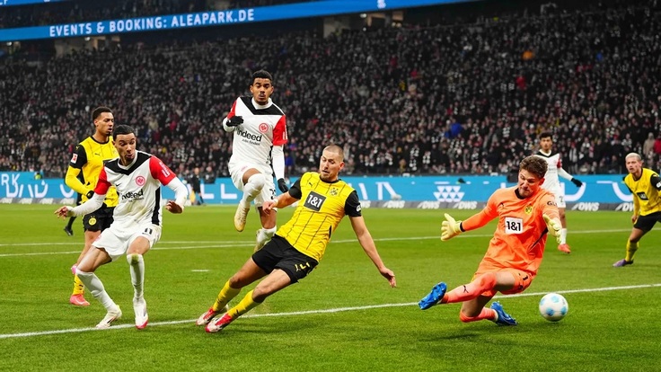 Германия-2024/25. Айнтрахт - Боруссия Дортмунд - 2:0