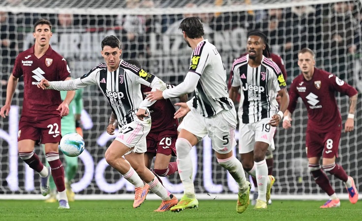 Италия-2025/26. 11-й тур. Ювентус - Торино - 0:0. Андреа Камбьязо