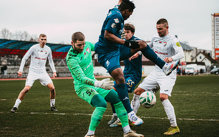 ЧБ-2025. Переходной матч. Сморгонь - Белшина. Фото ФК "Сморгонь"