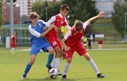 Детско-юношеский футбол. Фото - footbik.by