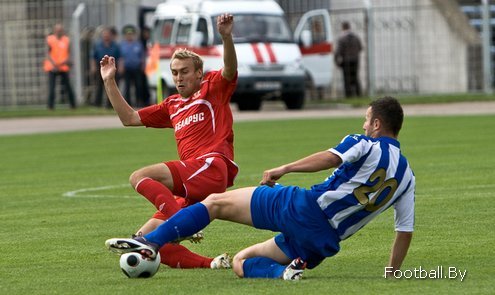 ЛЕ 2009/2010. МТЗ-РИПО - Сутьеска - 2:1. Фото Екатерины Завадской