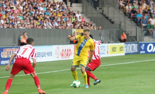 БАТЭ - Скендербеу. Сергей Кривец. Фото Сергея Шелега
