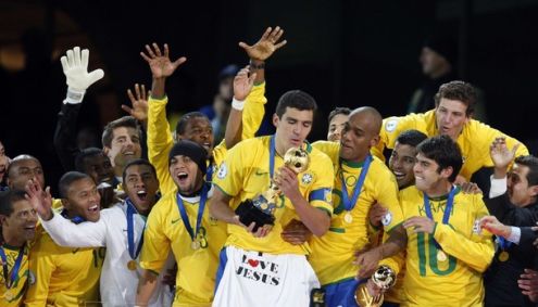 Кубок Конфедераций 2009. Сборная Бразилии - победитель турнира. Фото REUTERS