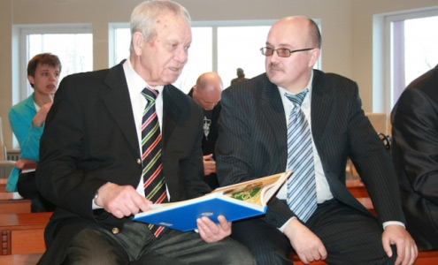 Презентация книги «Динамо Минск. Игра на поле истории»